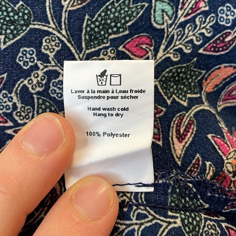 Birds of North America Ibis Blouse - Picture 7 of 7